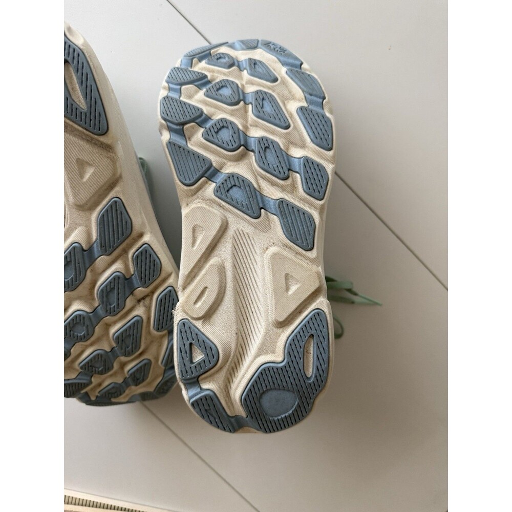 Hoka One One Clifton 9 Shoes Womens Size 8 D Wide Pastel Running 1132211 Solm - Picture 13 of 14